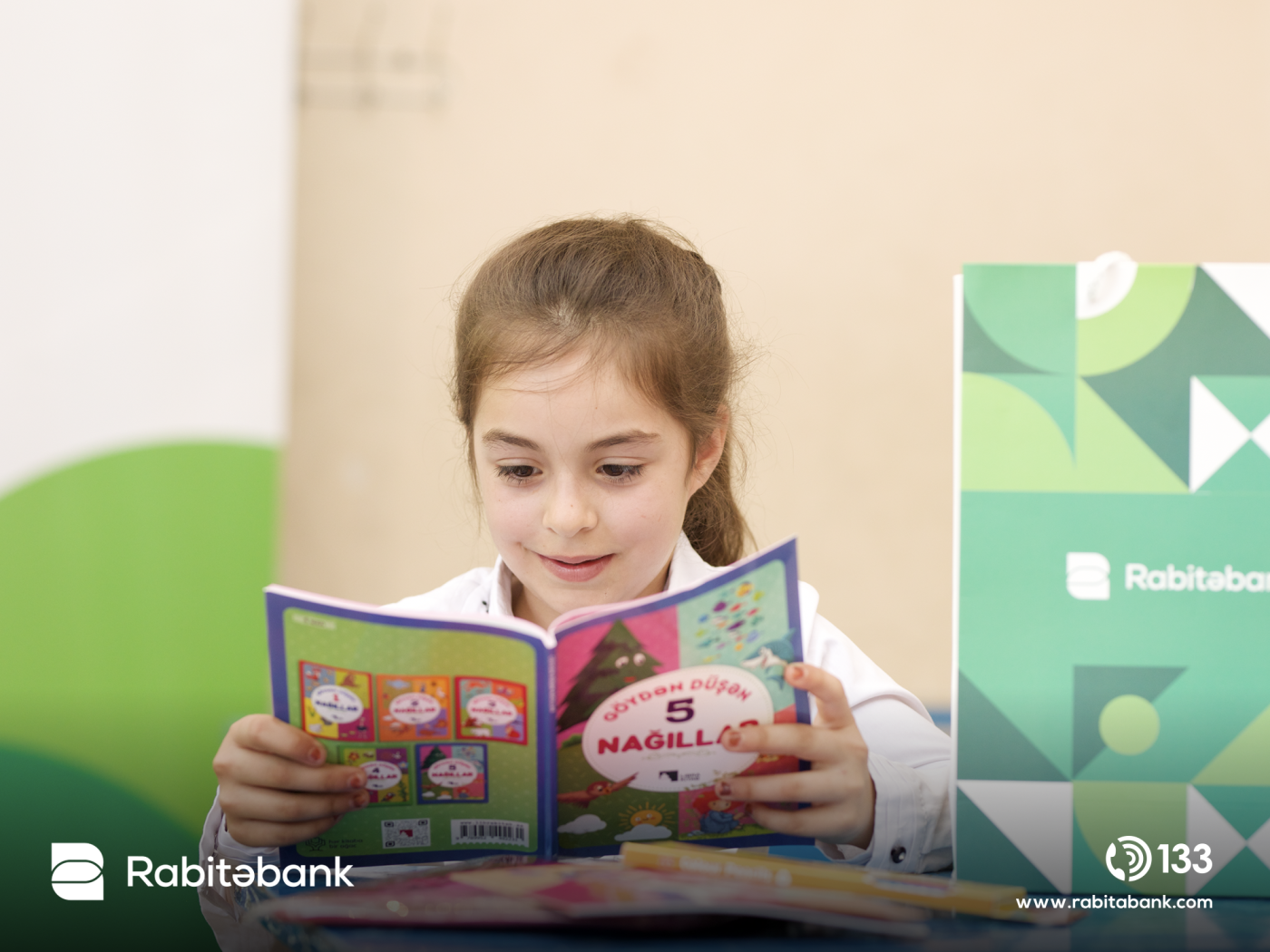 "Rabitəbank"dan Ümumdünya Kitab Günündə Ağdam kənd məktəbinə DƏSTƏK - FOTOLAR